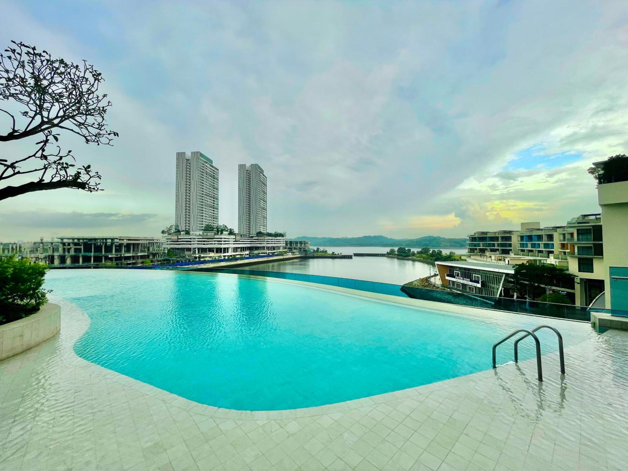 Pinetree Puteri Harbour @ Uha Nusajaya (Iskandar Puteri) Exterior foto